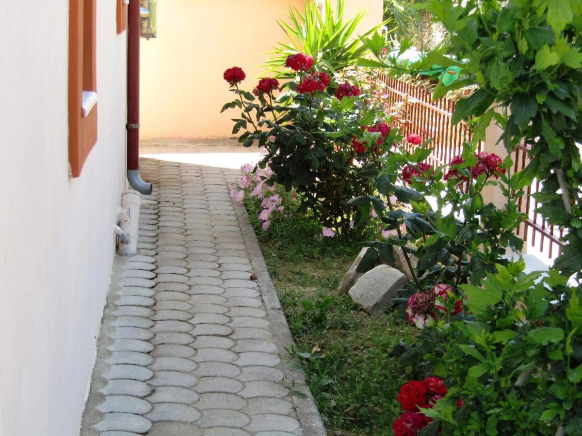 דירות לימנריה Olive Grove House מראה חיצוני תמונה